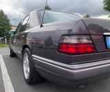 Mercedes-Benz E 200, 136PS, OLDTIMER, NAVI, TOP,KLIMA, Nur106T - gebrauchte Mercedes-Benz E 200 aus dem Jahr 1994