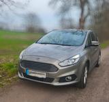 Ford S-max Titanium sucht neue Familie  - Ford S-Max in Halle