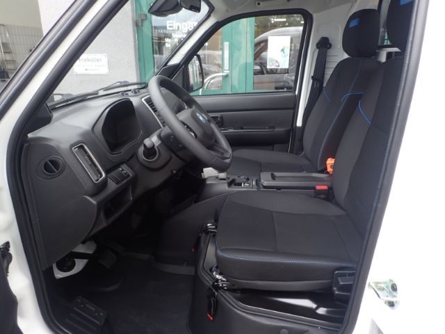 Fahrzeugabbildung Piaggio Porter NPE SW Heckkipper 265 2,4T zulässiges GG