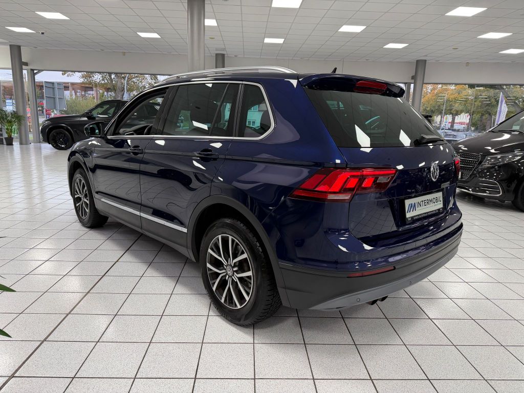 Volkswagen Tiguan 1.4 TSI Comfortline*LED*AID*ACC*TOTW*AHK*