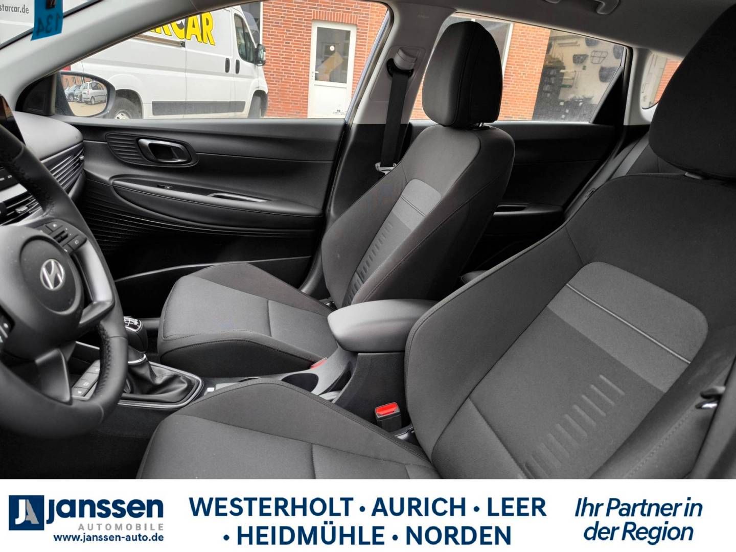 Fahrzeugabbildung Hyundai BAYON FL (MY25) 1.0 T-GDI (100 PS) 6-MT 2WD Tren