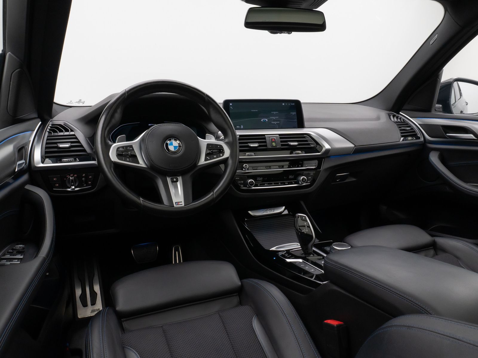 Fahrzeugabbildung BMW X3 xD30e M Sport Panorama 360°HUD DAB HiFi 20Zl