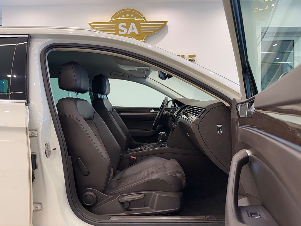 VW Passat Variant - Bild 16