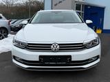 Volkswagen Passat Highline DSG ACC AHK DCC LED Kamera Sthz - Volkswagen Passat: Kombi, Highline