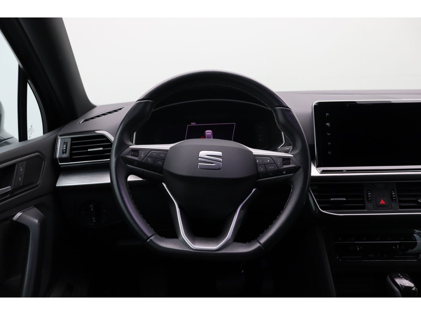Fahrzeugabbildung SEAT Tarraco 2.0 AHK Schwenkbar ACC Navi SHZ