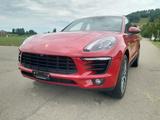 Porsche Macan S Diesel S - rote Porsche Macan