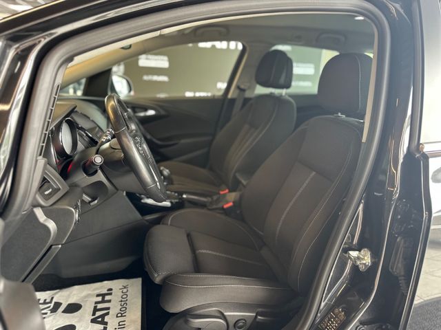 Opel Astra  J Sports Tourer Exklusiv