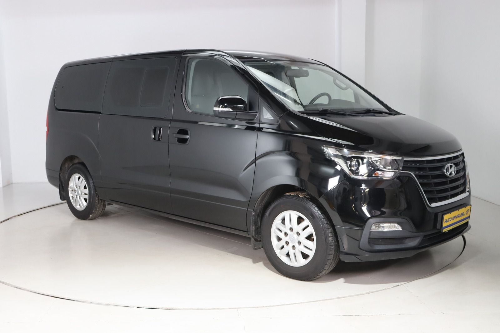 Fahrzeugabbildung Hyundai H1 Travel Trend * Navi * DAB * 8-Sitzer