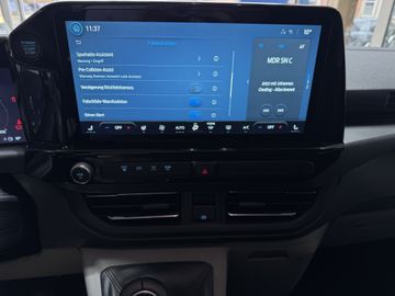 Ford Tourneo Custom 2.0 EcoBlue L1 Titanium