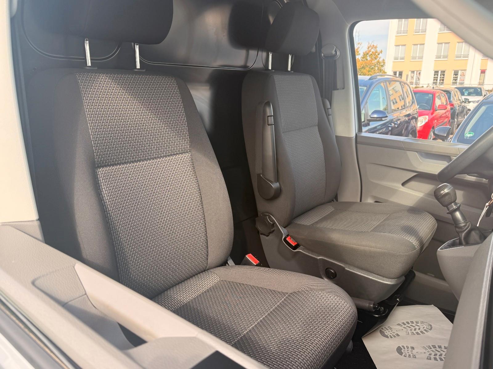 Volkswagen T6.1 2.0 TDI Transporter Kasten FWD*GR.NAVI*PDC*