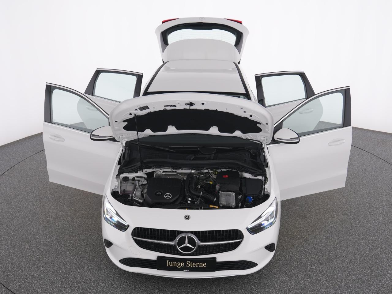 Mercedes-Benz B 180 Progressive+NavPrem+LED-HP+EHeck+ParkA+RFK