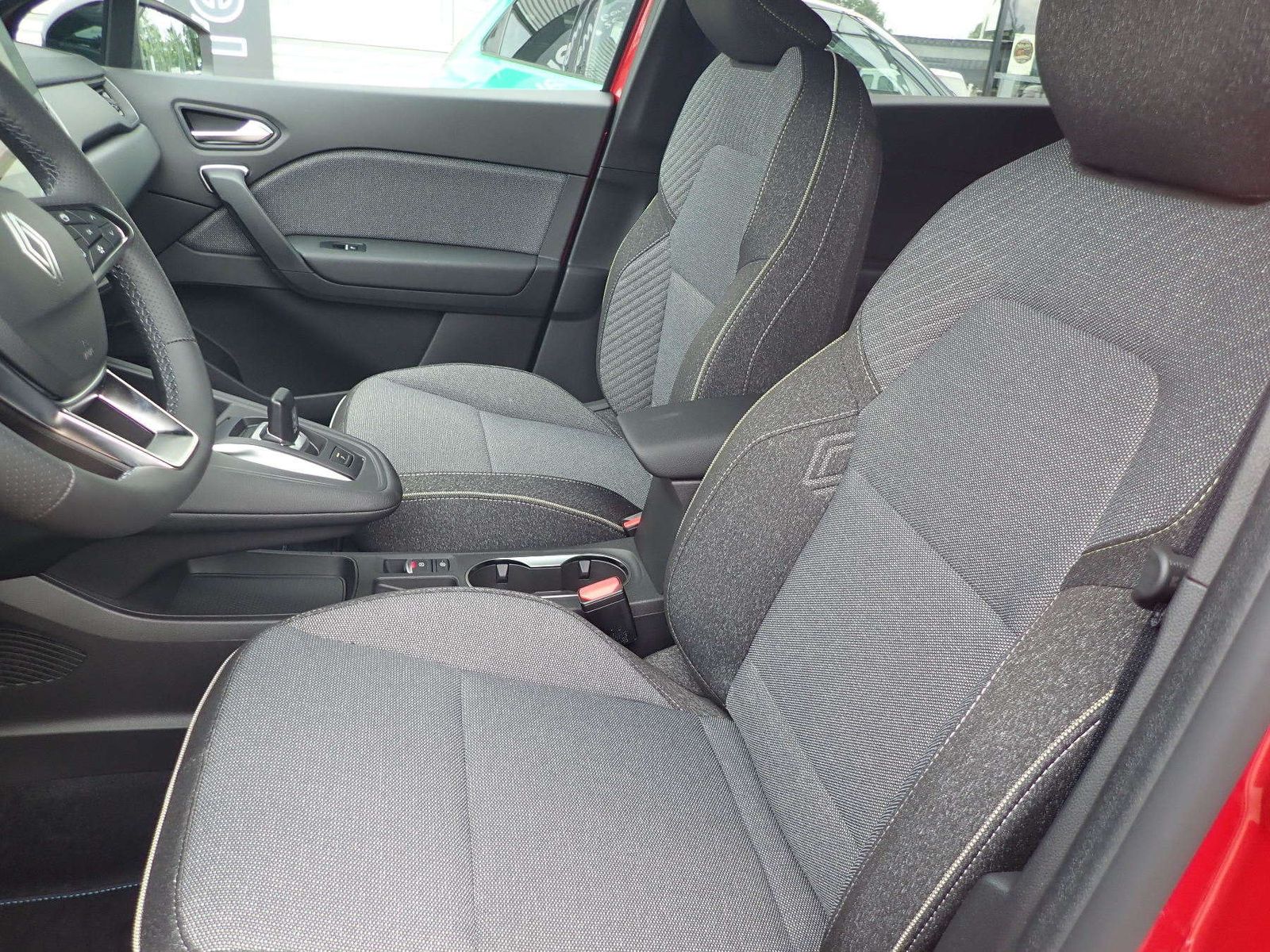 Fahrzeugabbildung Renault Symbioz KISS Full Hybrid E-Tech 160