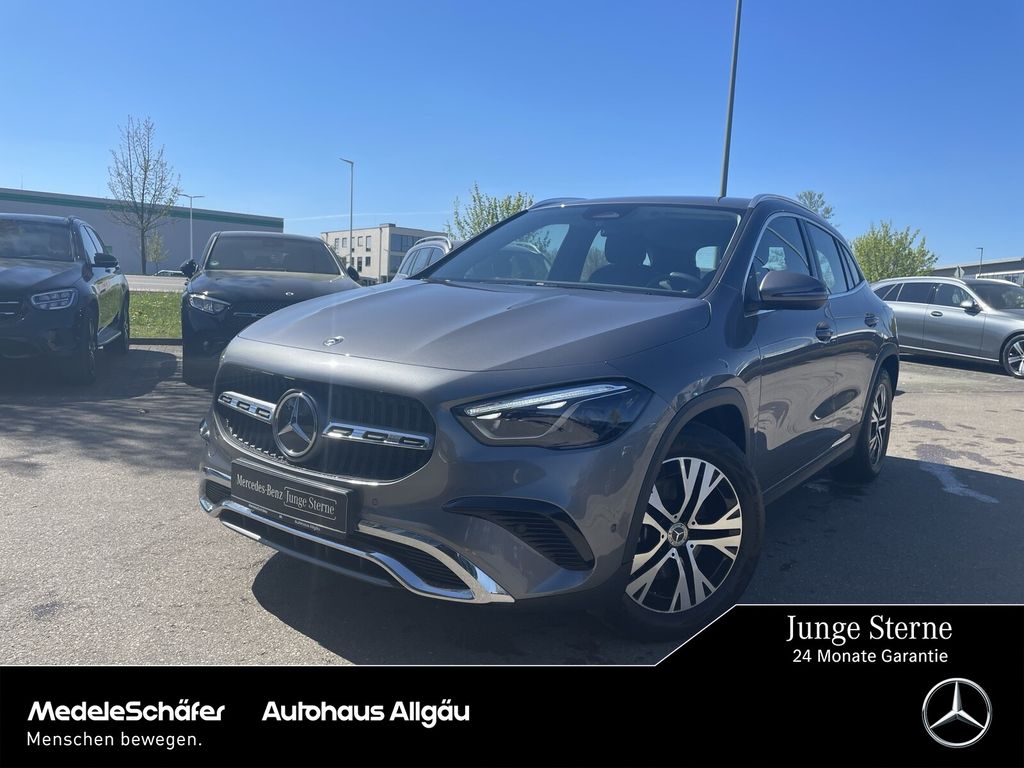Image of Mercedes-Benz GLA 220