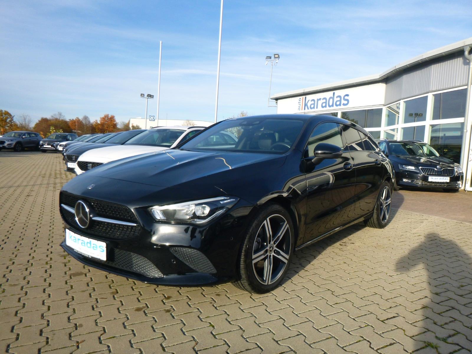 Mercedes-Benz CLA 200 Shooting B >AUT/Night-Paket/Navi/AHK<