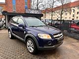 Chevrolet Captiva 2.4 LS 2WD*AHK*PDC* - Chevrolet mit Benzin-Antrieb: Geländewagen