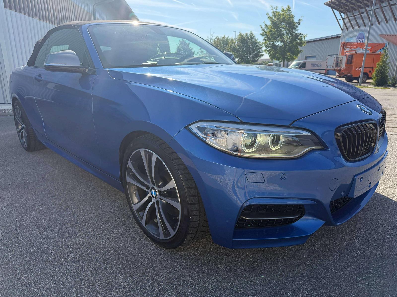 BMW 235 235i M-SPORT*XENON*NAVI*SITZHEIZUNG*TOP*SOFO