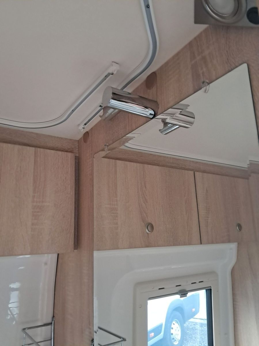 Fahrzeugabbildung Clever Celebration Citroen 163 RK,Solar