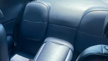 2001 Aston Martin DB7 照片 10