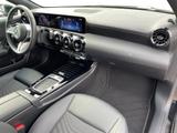 Mercedes-Benz A 250 e Cam+LED+Navi+AUT+PTS+Park-Assist+SHZ - gebrauchte Mercedes-Benz A 250 aus dem Jahr 2023