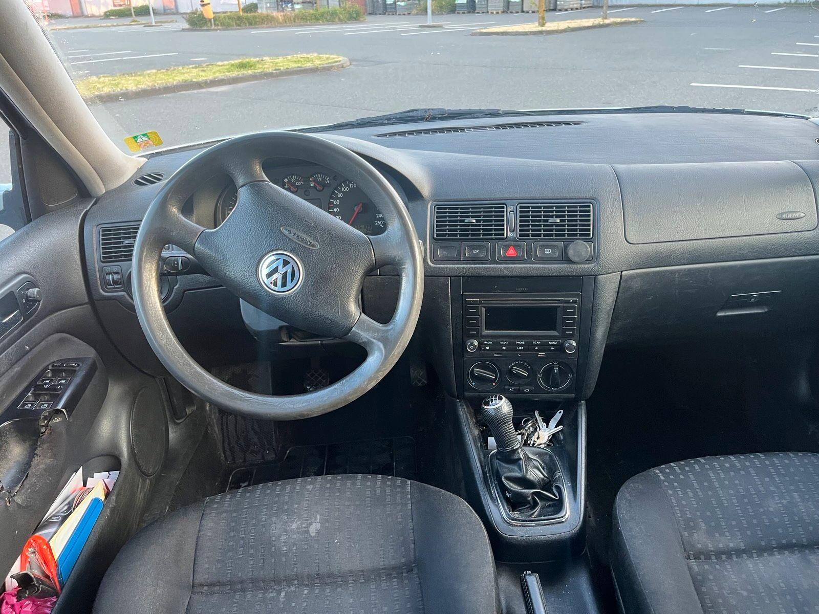 Volkswagen Golf 2004 — photo 6