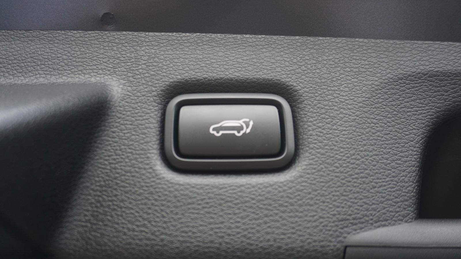 Kia XCeed 1.6 T-GDI Platinum Edition LED Panorama