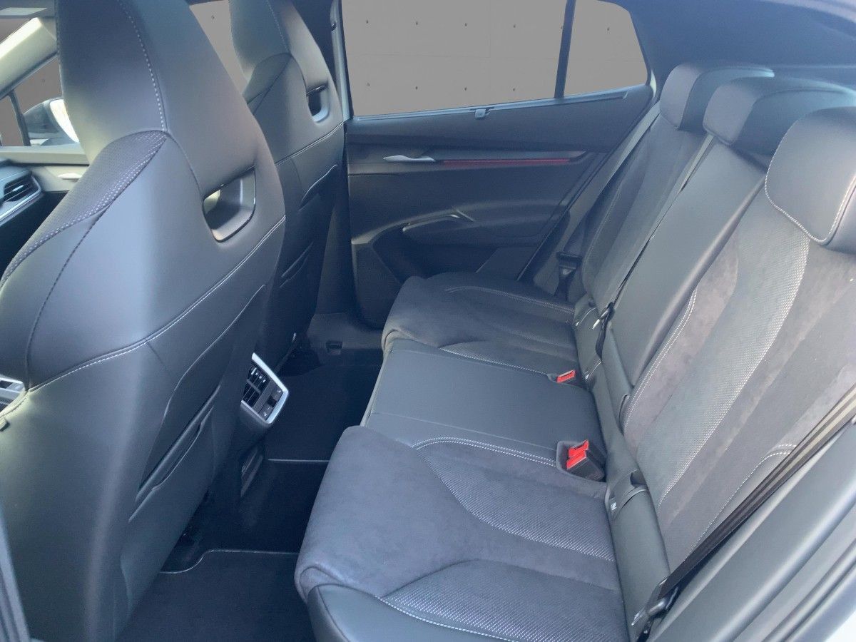 Skoda Enyaq - Bild 8