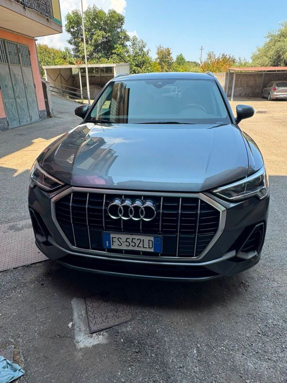 Image of Audi Q3