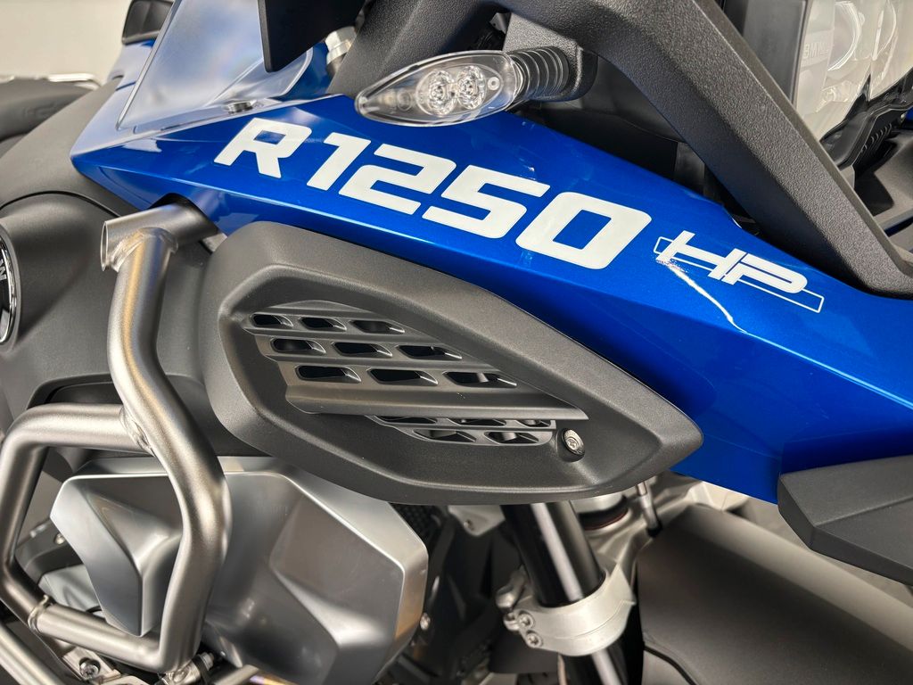 Fahrzeugabbildung BMW R 1250 GS ADVENTURE *KOFFER *TOP-AUSSTATTUNG