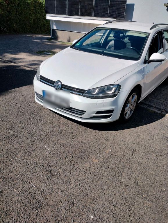 Image of Volkswagen Golf