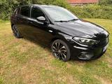 Fiat Tipo Sport - Fiat Tipo SPORT mit Benzin-Antrieb