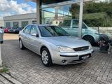 Ford Mondeo 2.0 Autom. * Sitzheizung * AHK * PDC * - Ford Mondeo aus 2002: 2.0