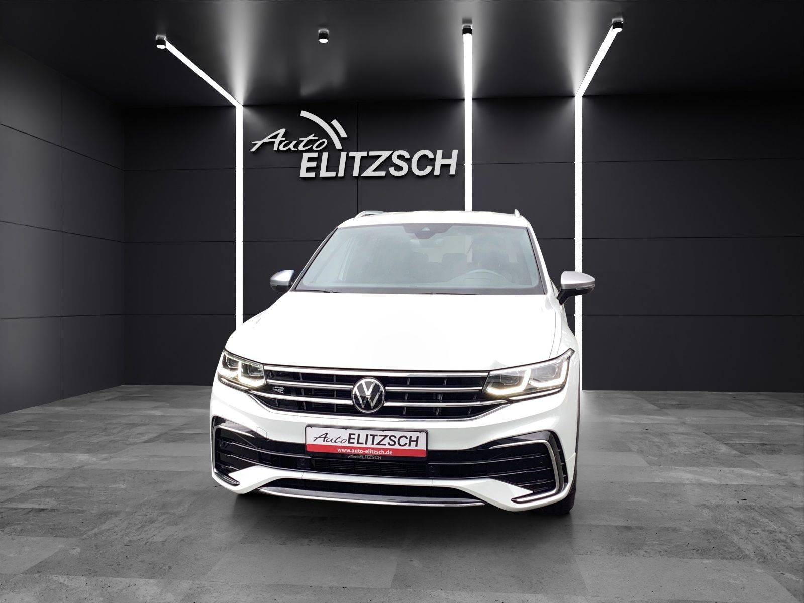 Fahrzeugabbildung Volkswagen Tiguan Allspace R-Line 4M TDI DSG IQ.Light ACC A