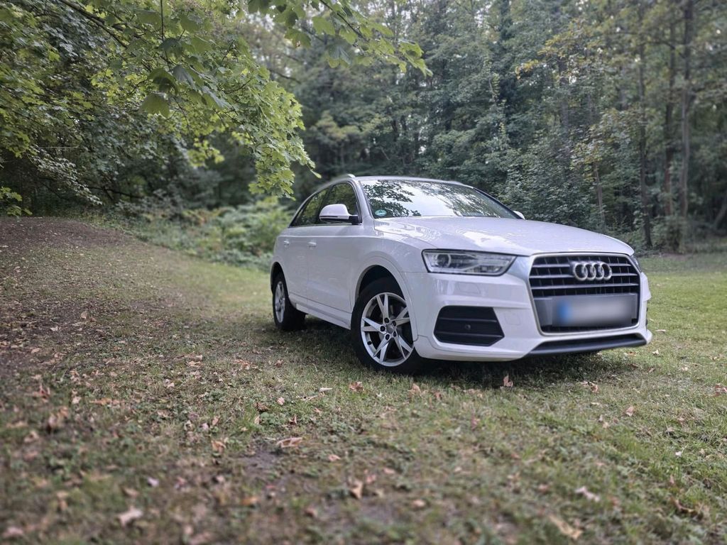 Image of Audi Q3