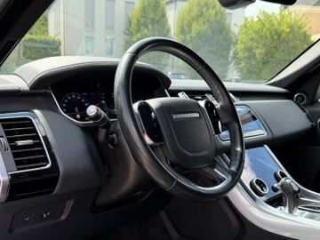 Land-Rover Range Rover Sport - 11