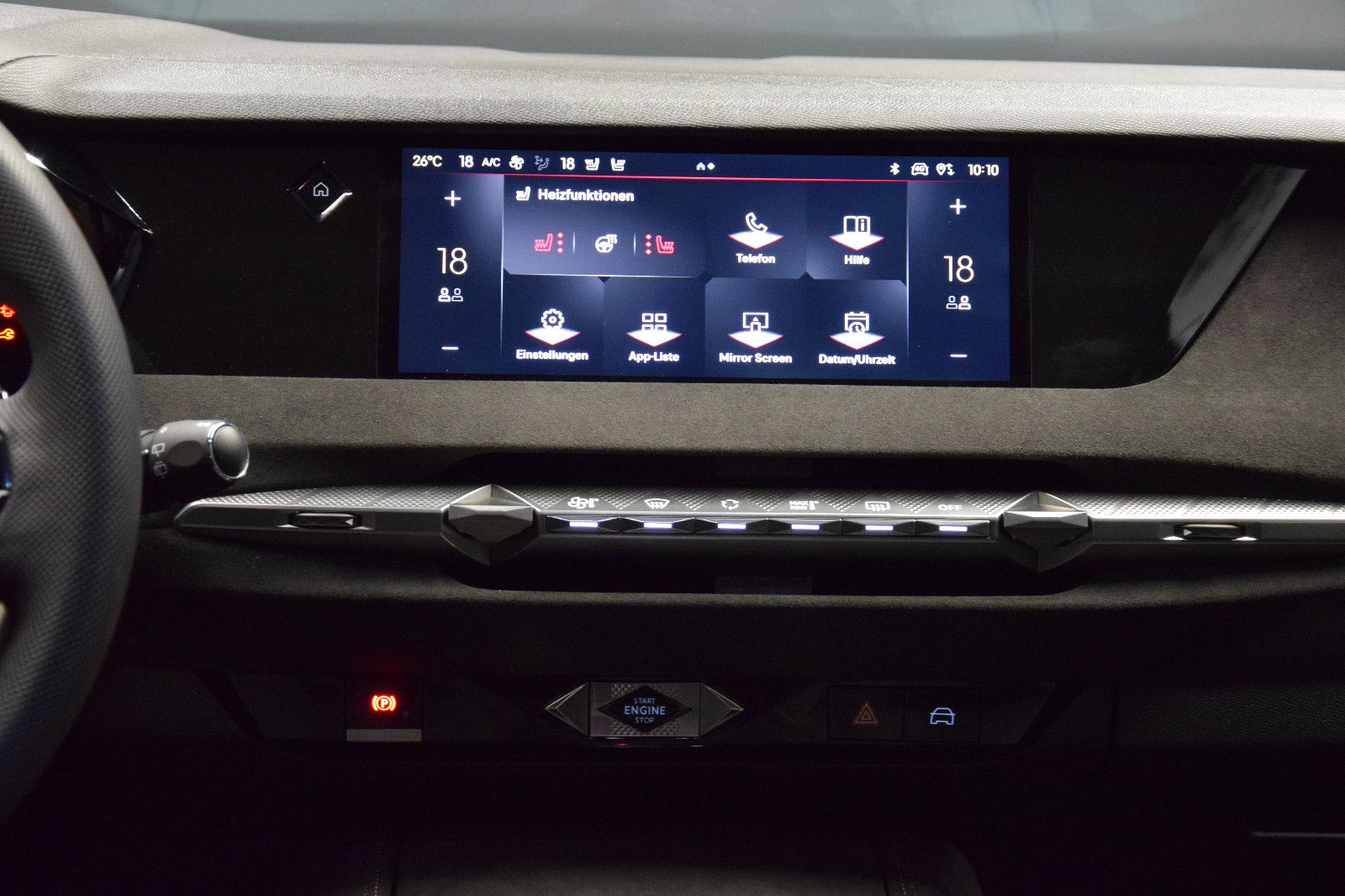 Fahrzeugabbildung DS Automobiles DS4 Performance Line Kamera Sitzheizung