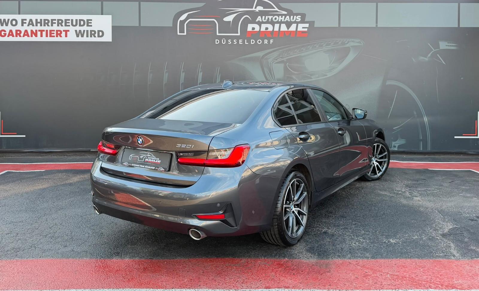 BMW 320i Limousine*Advantage*Shadow*LED*PDC