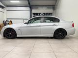 BMW 335i / SCHIEBEDACH / LEDER / - BMW 335 mit Benzin-Antrieb: Limousine, Automatik