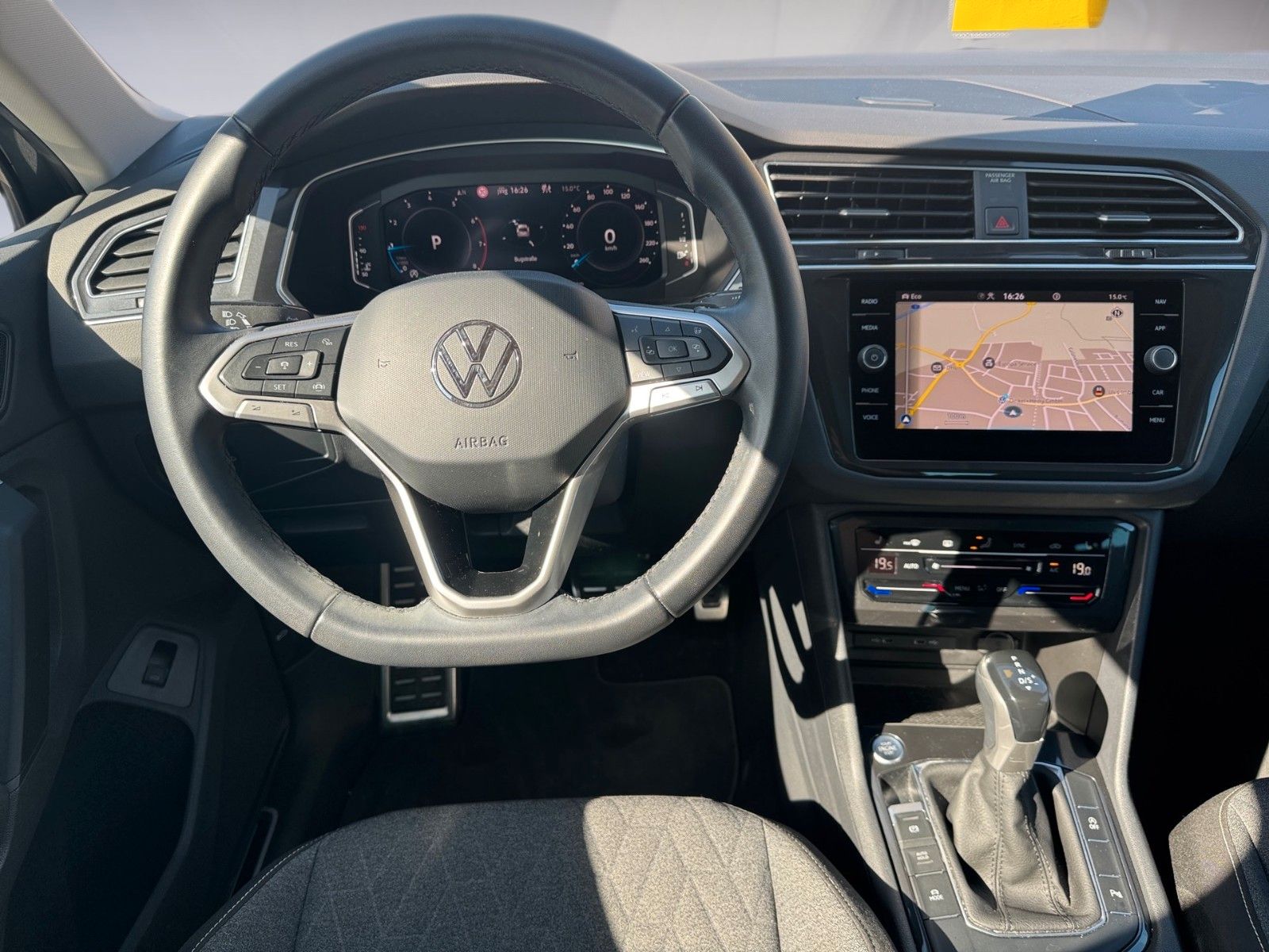Fahrzeugabbildung Volkswagen Tiguan Life MOVE 1.5 TSI