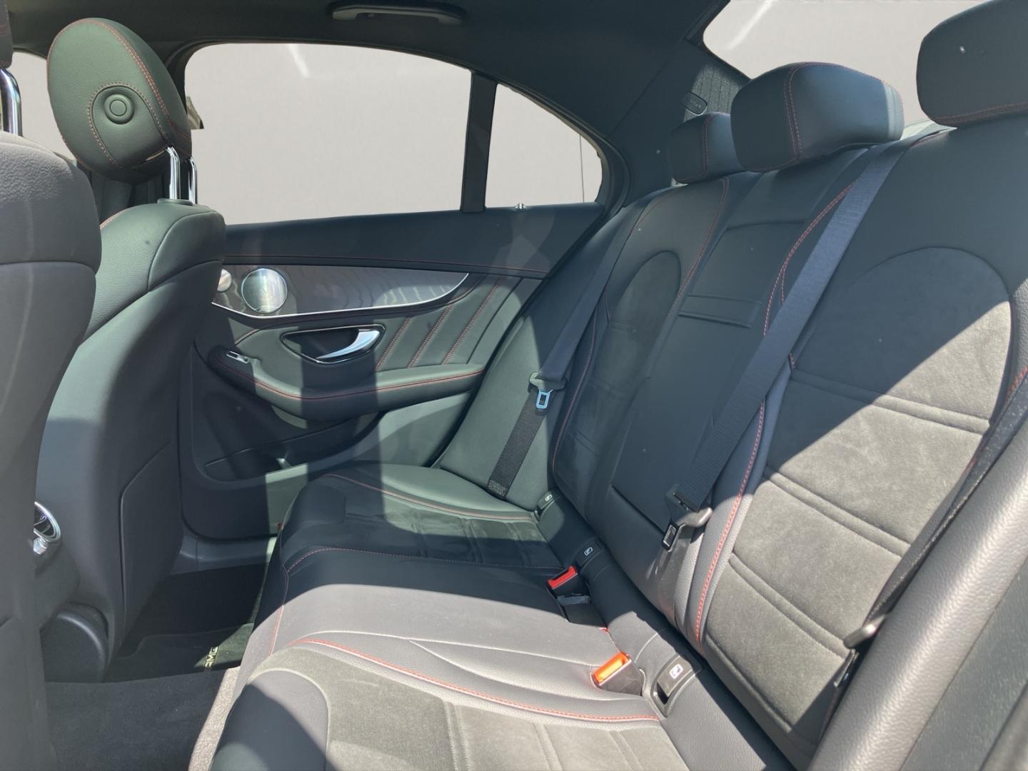Mercedes-Benz C 43 AMG 4Matic+PANO+NAV+BURMESTER !!