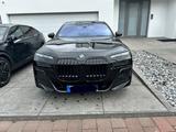 BMW 740 Baureihe 7 Lim 740 d xDrive M Sport - BMW 740 in Solingen