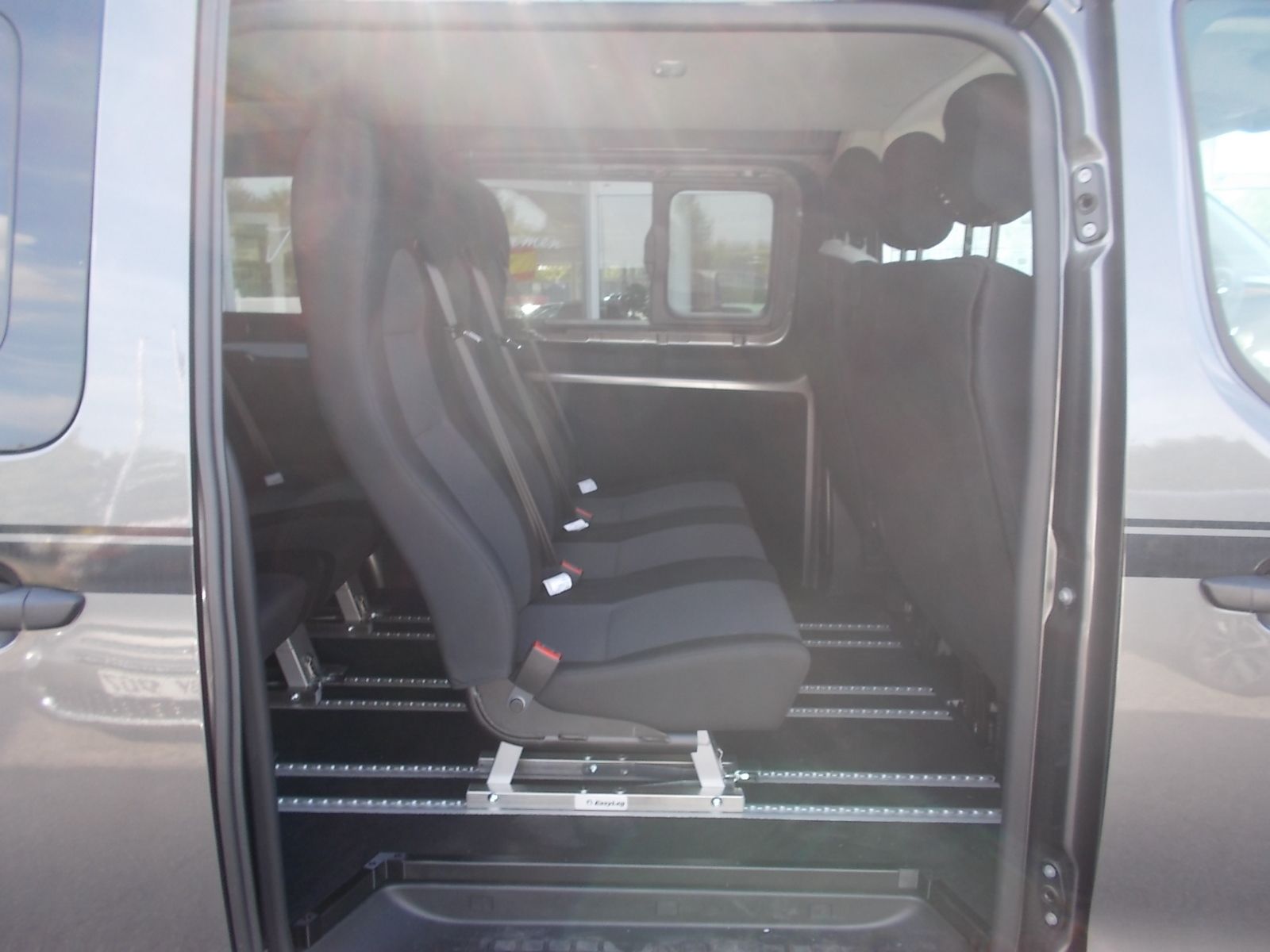 Fahrzeugabbildung Fiat Scudo Kombi L3 2.0 Mjet Automatik + 8 Sitze AHK