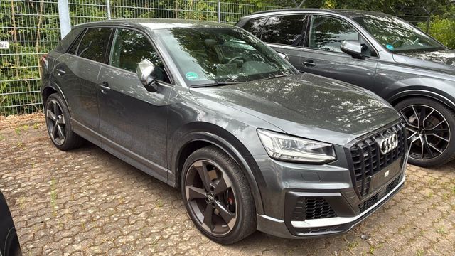 AUDI SQ2