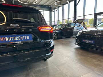 MYAUTOCENTER – Gebraucht- und Jahreswagen mit Werkstattservice in Pfaffenhofen Ford Focus *KEYLESS*ACC*NAV*1-HAND*2-ZONEN*
