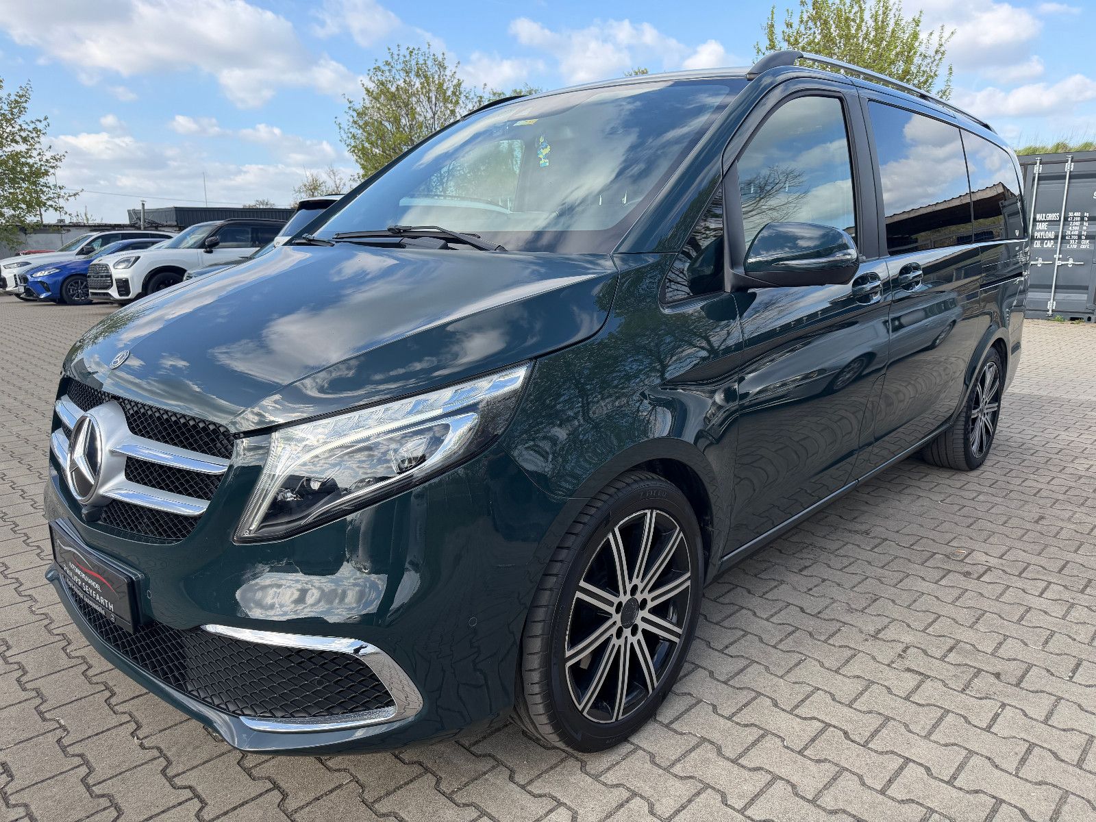 MERCEDES-BENZ V 300d EXCLUSIVE LANG*BURMESTER*LEDER*PANO*KAMER