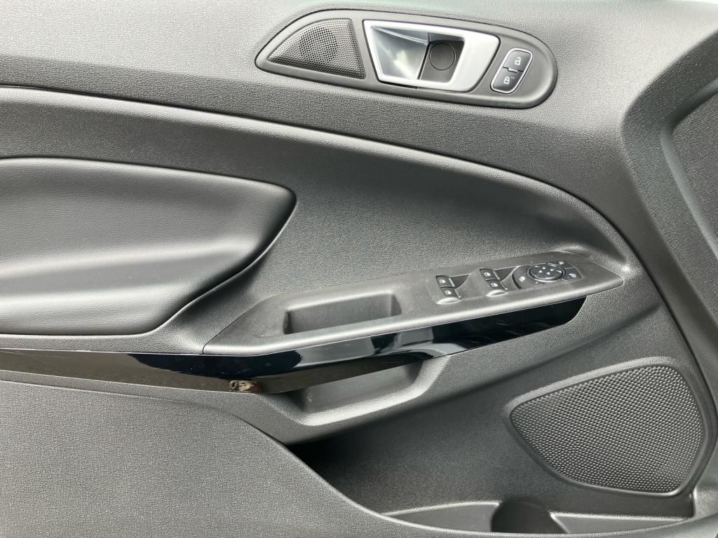 Fahrzeugabbildung Ford EcoSport 1.0 Titanium LED*KAMERA*SITZH*TOTW*DAB