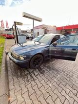 BMW 525 İ LPG - BMW 525 mit LPG-Antrieb
