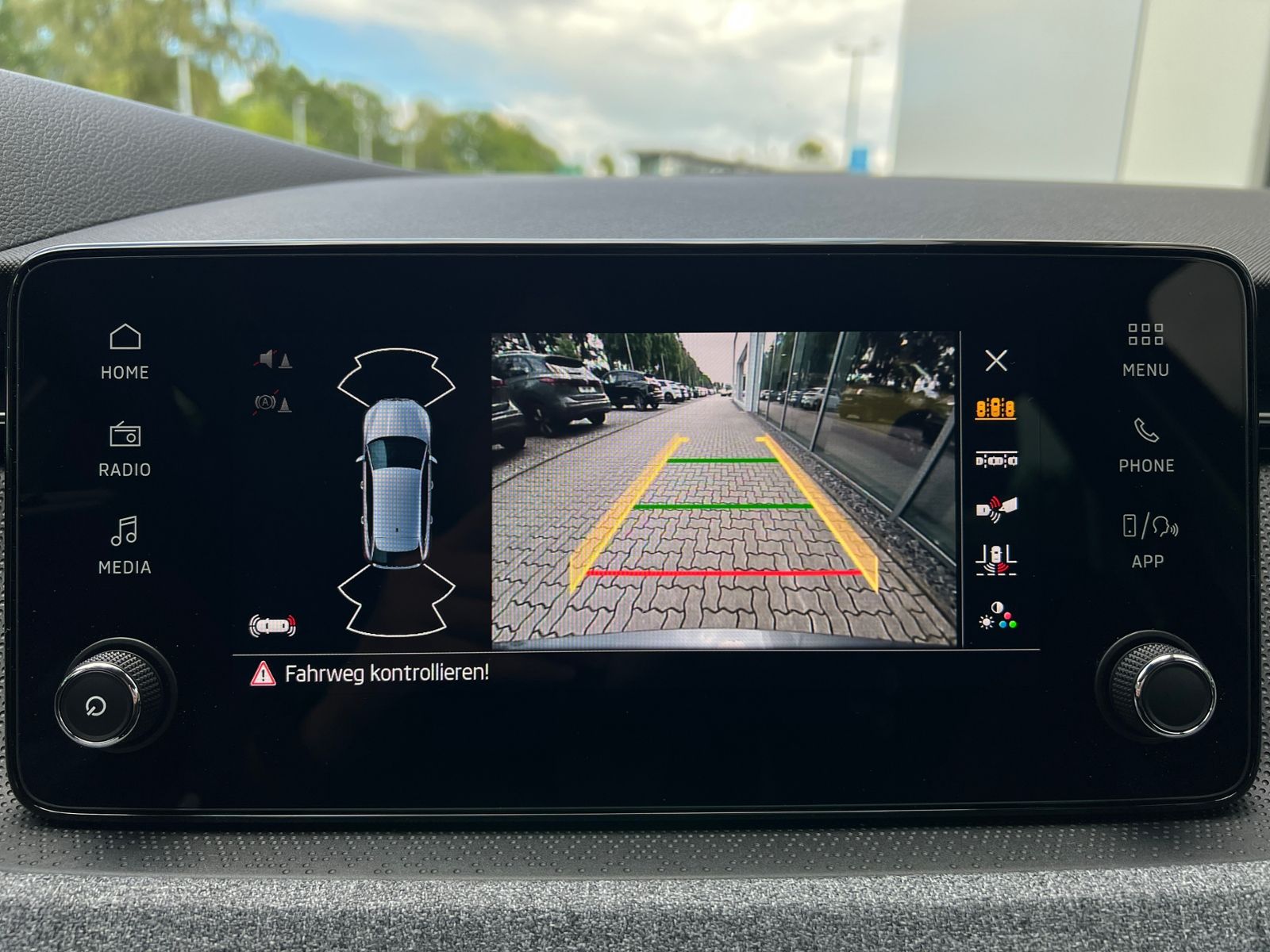Fahrzeugabbildung SKODA Scala Selection 1.0 TSI DSG *LED, ACC, Kamera, 1