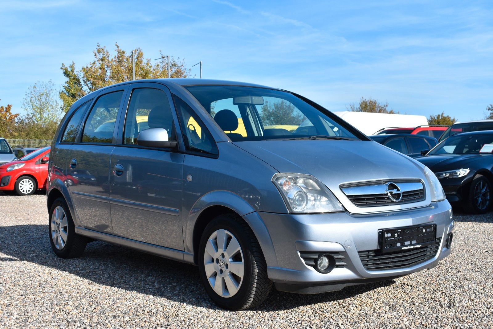 Fahrzeugabbildung Opel Meriva INNOVATION KLIMA/PDC/1.HAND