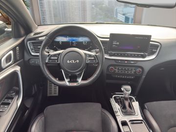 Kia ProCeed 1.6T DCT GT Elekt. Sitz Glasdach Bastuck