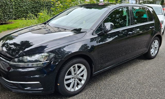 VW Golf 1.6 TDI Comfortline Comfortline